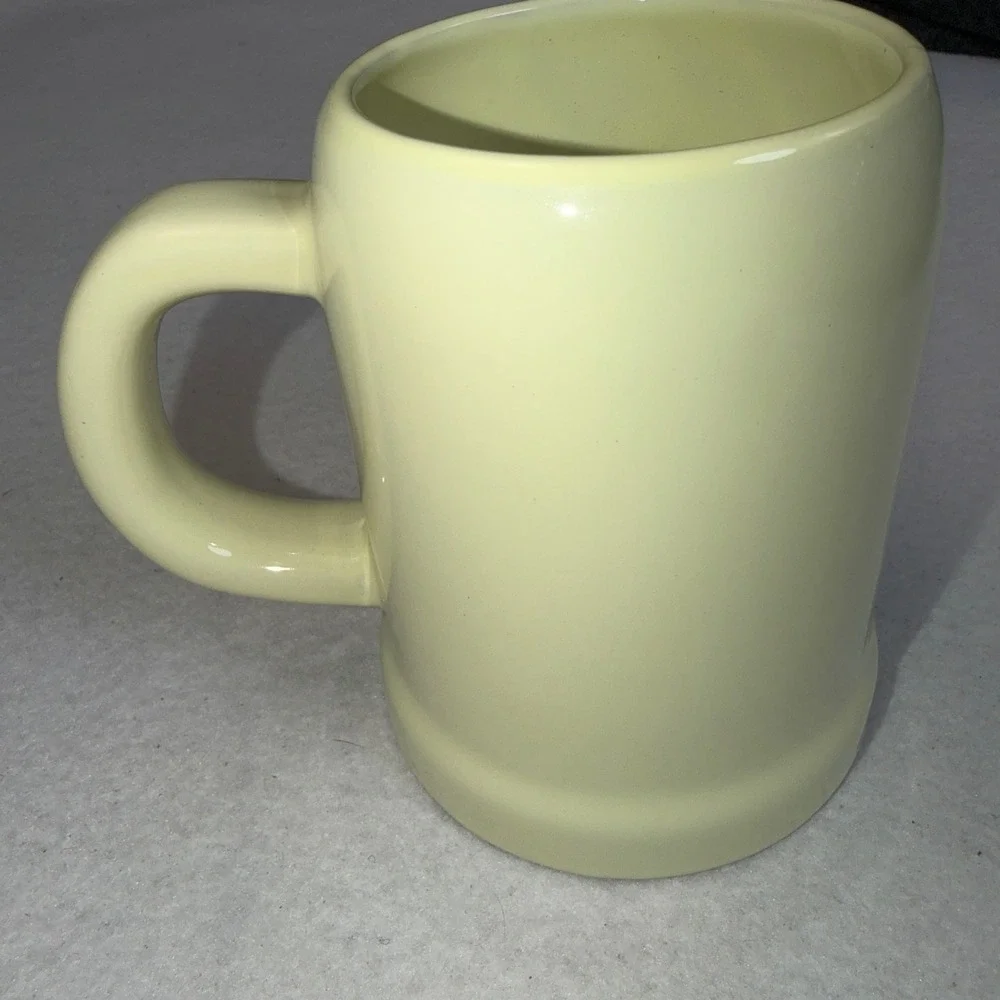VP 2021 Oktoberfest Beer Stein Mug Ceramic‎ Pale Yellow 5